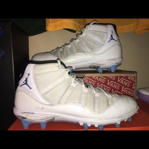 Jordan 11 cleats